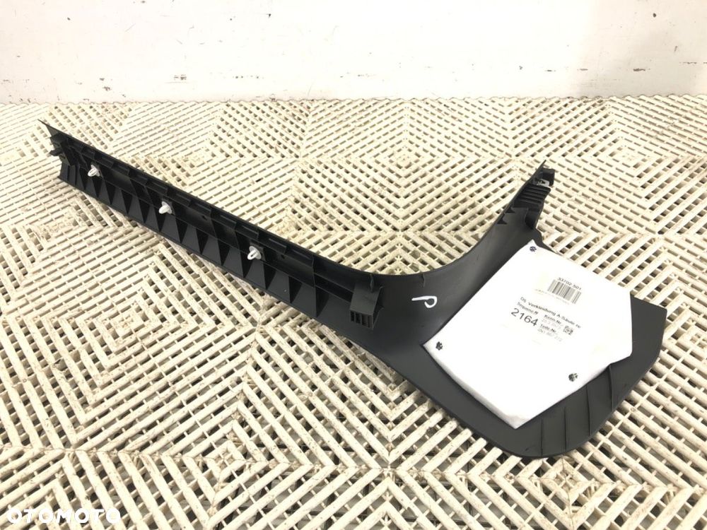 LISTWA PROGOWA PRAWA PRZÓD LED  AUDI A8 D5 (4N2, 4N8) 2017 - 2022 60 TFSI Mild Hybrid quattro 338 - 3