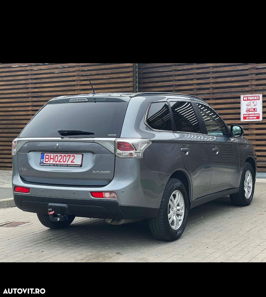 Mitsubishi Outlander 2.2 DI-D 4WD Automatik Plus - 7