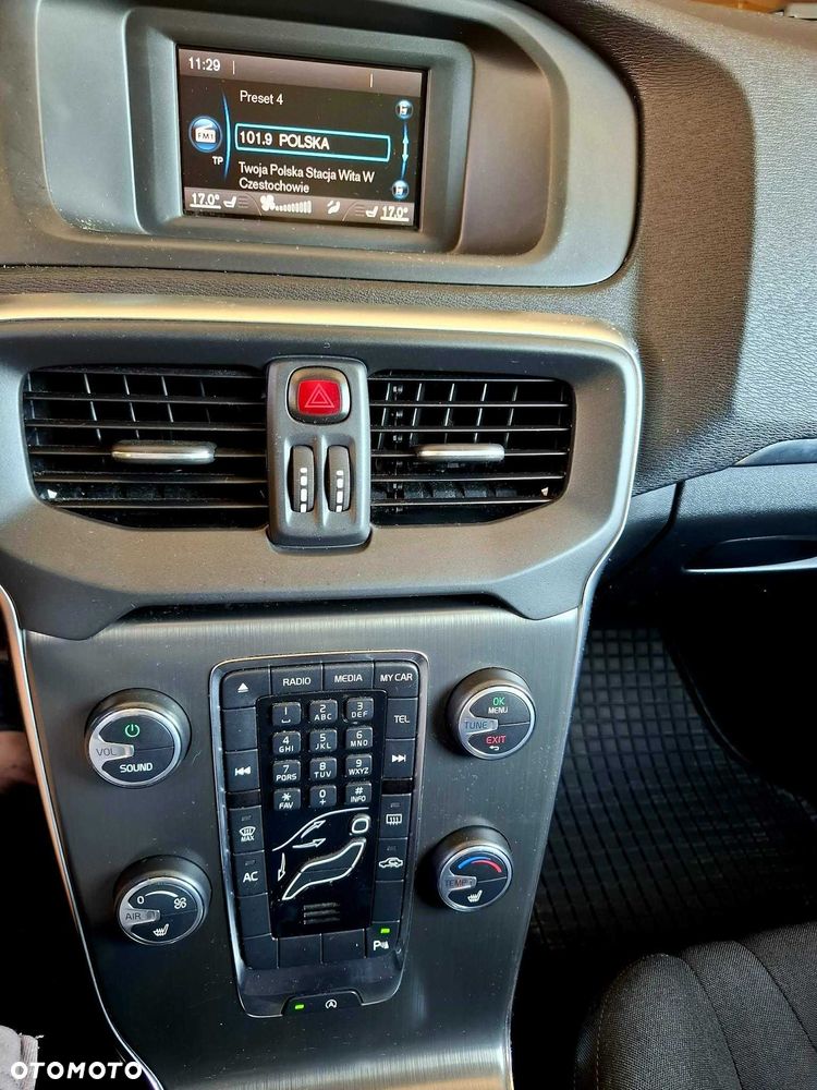 Volvo V40 - 6