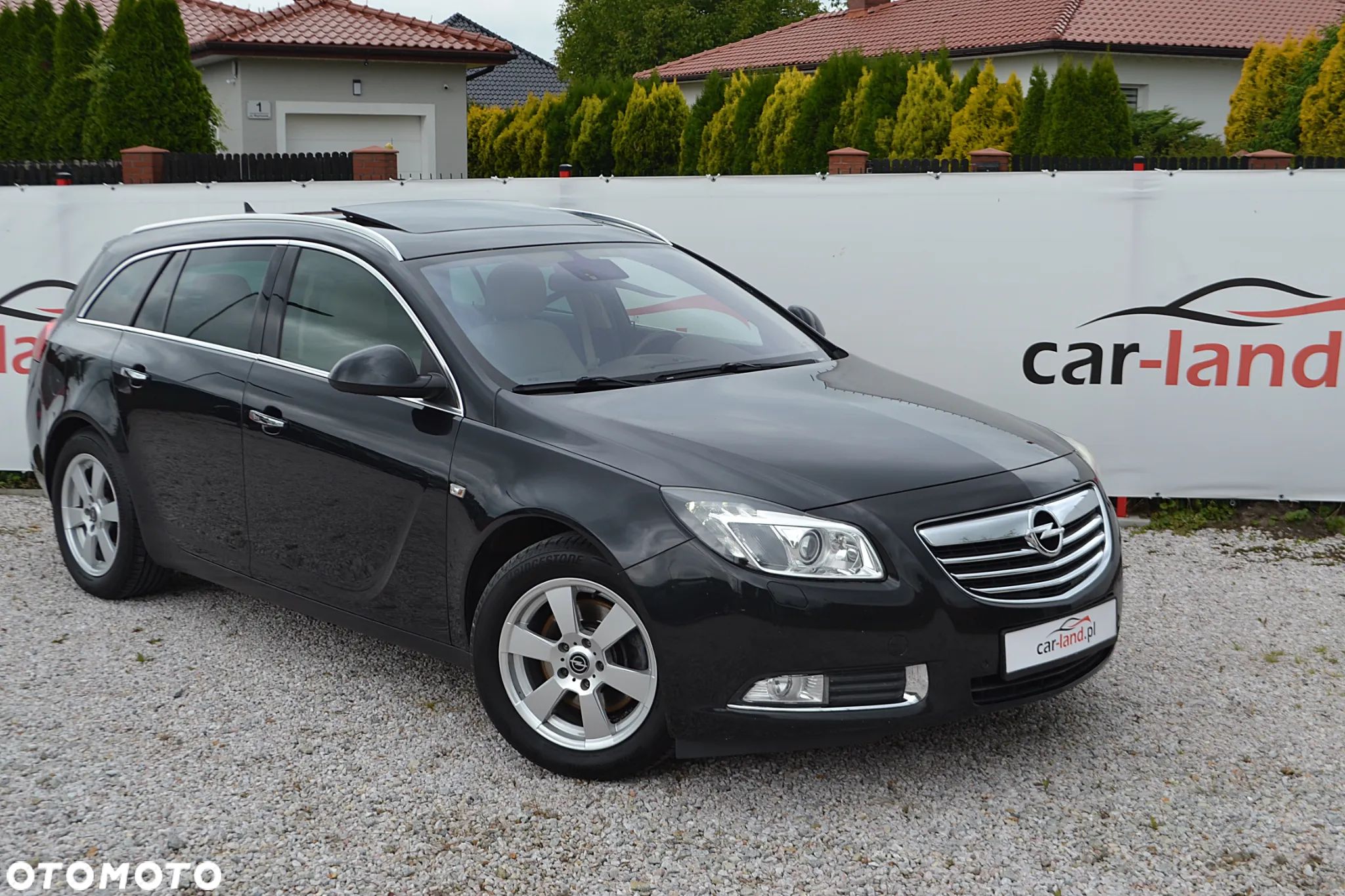 Opel Insignia - 1