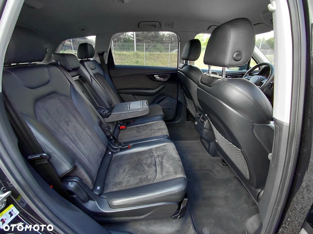 Audi Q7 50 TDI mHEV Quattro S Line Tiptr - 14