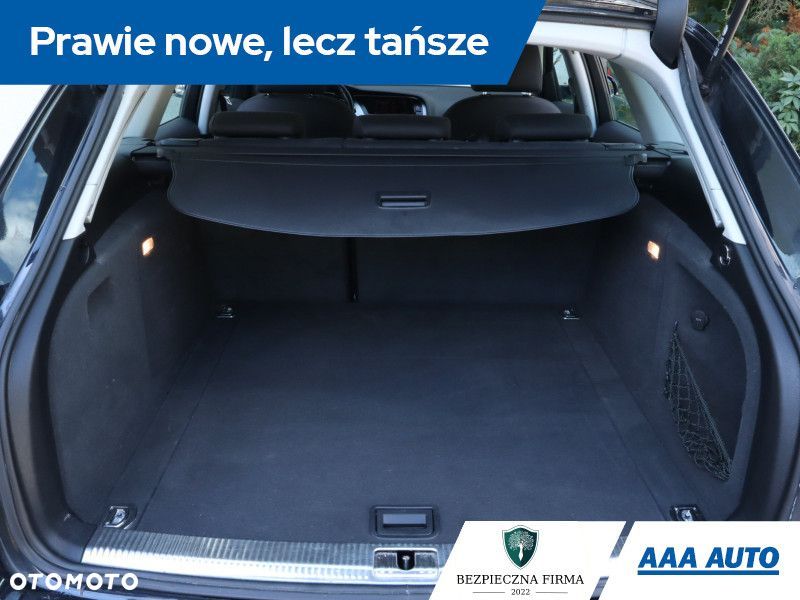 Audi A4 Limousine - 13