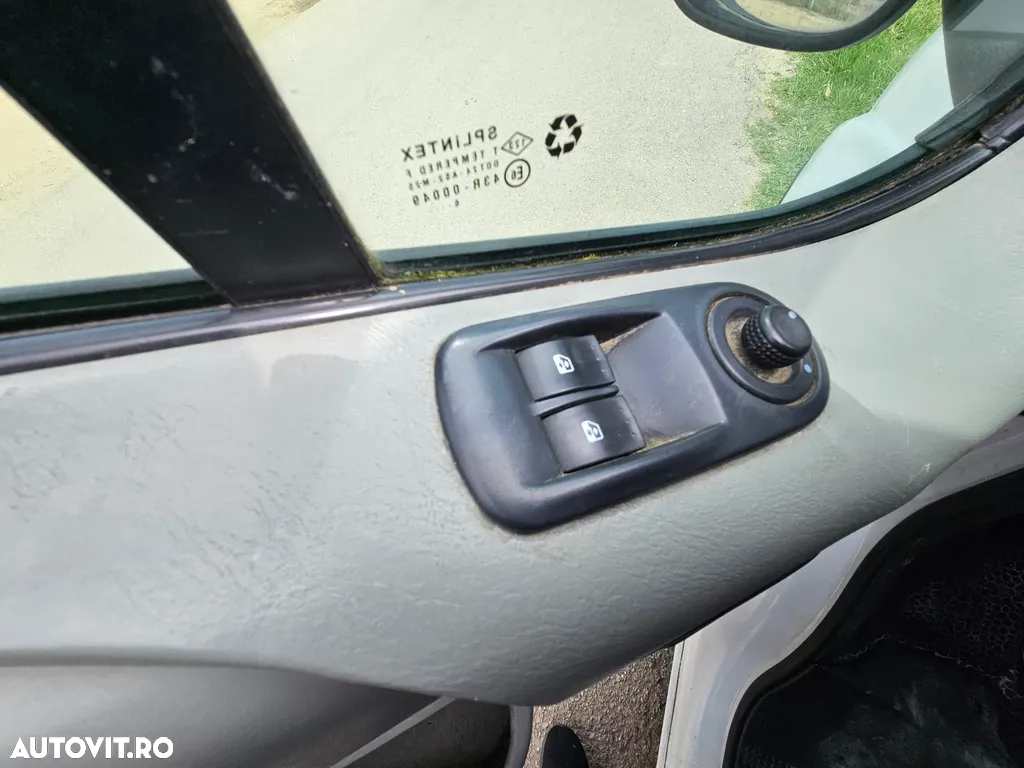 Opel Vivaro 2.0 CDTI L1H1 - 11