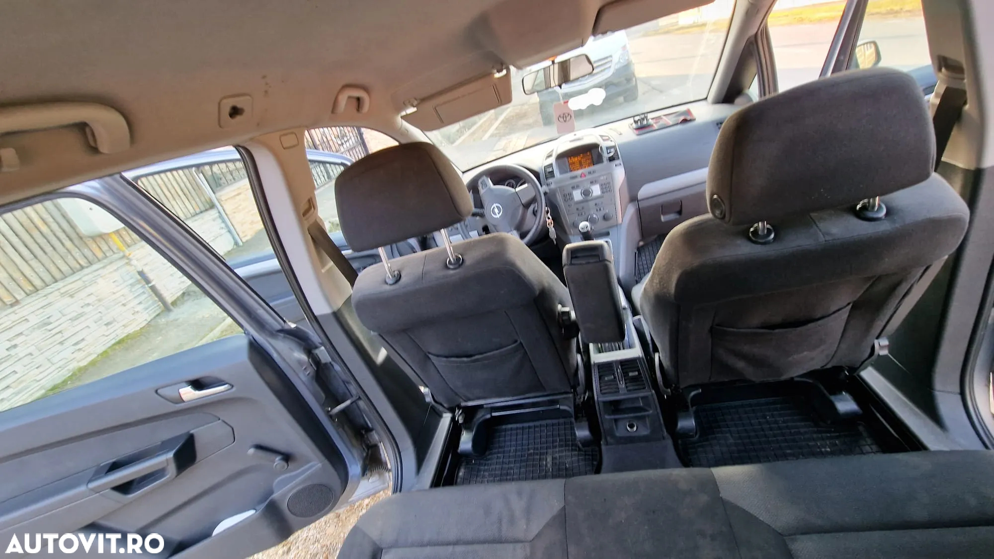 Opel Zafira 1.8 ECOTEC Enjoy - 6