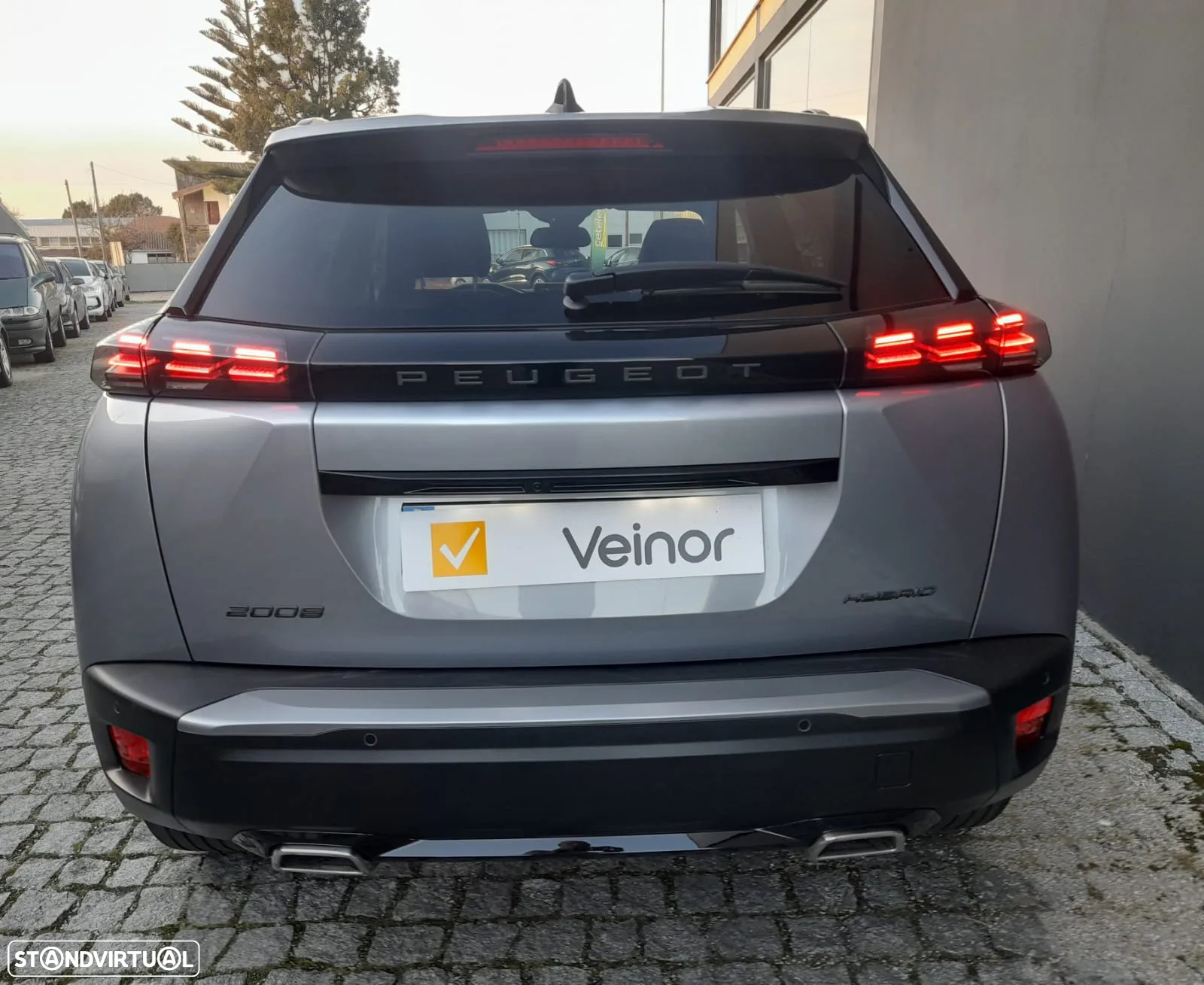 Peugeot 2008 1.2 Hybrid Allure e-DCS6 - 17