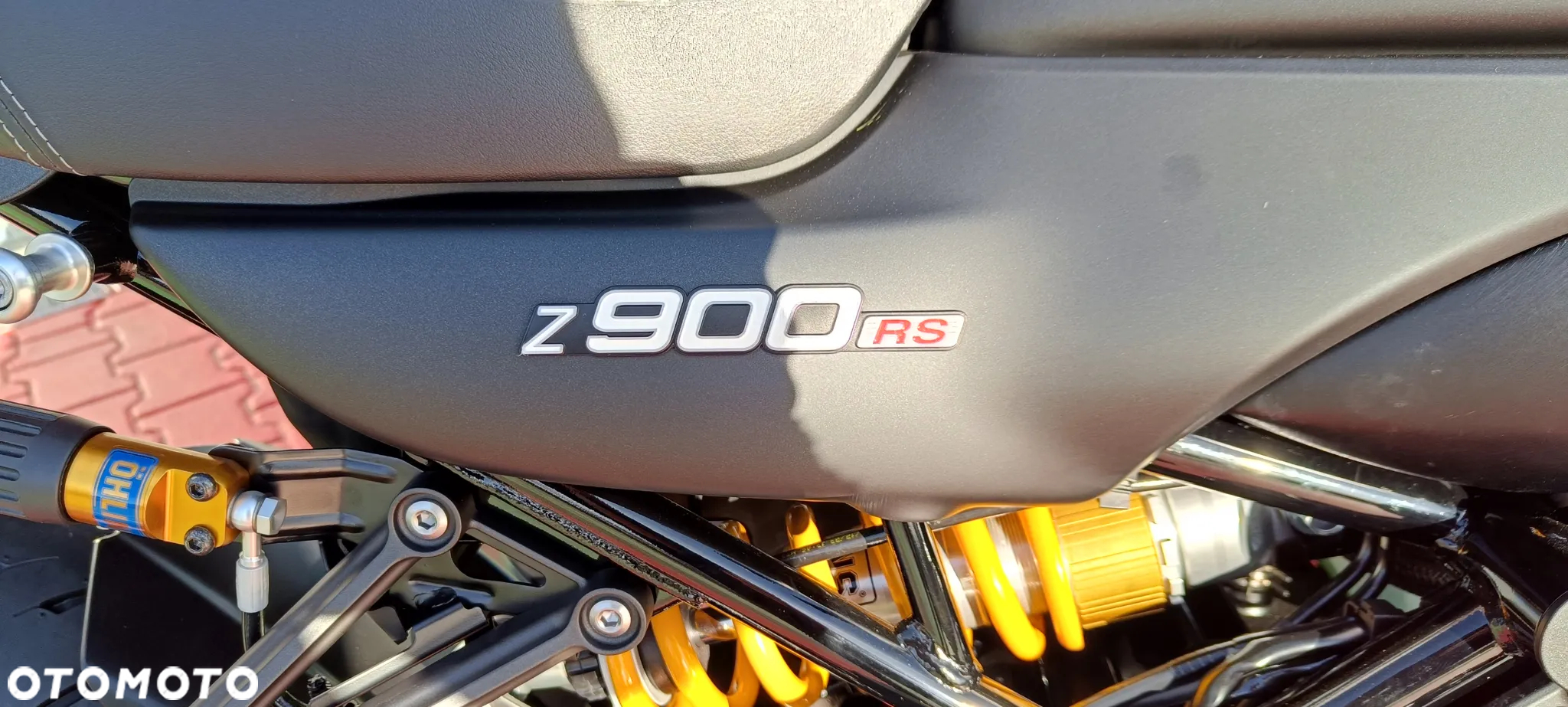 Kawasaki Z 900 RS - 16