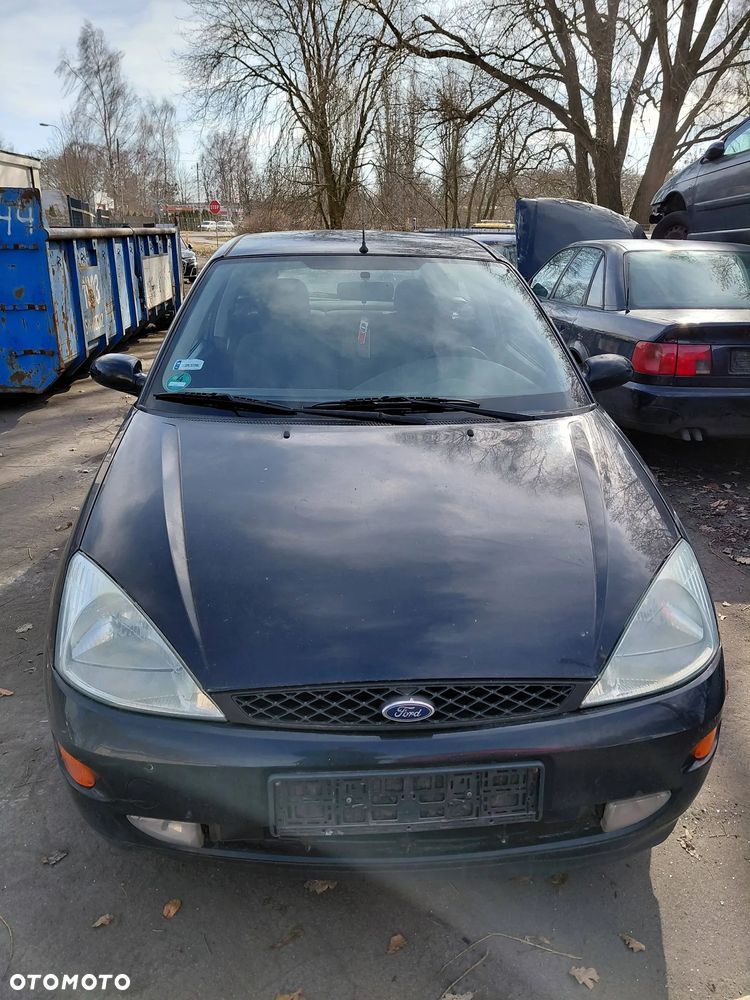 Na CZĘŚCI Ford Fokus  Rok 2000 Pojemność 1796 Moc 85 Benzyna - 3
