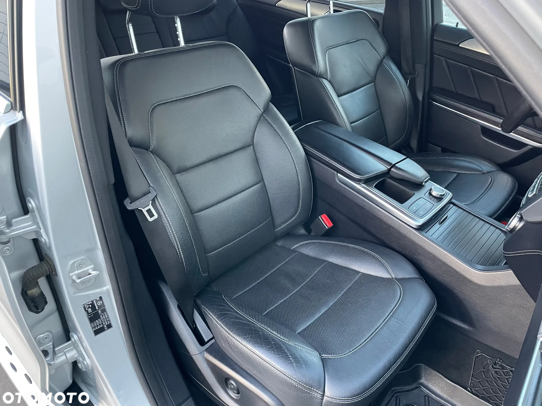 Mercedes-Benz GL 350 BlueTec 4-Matic - 27