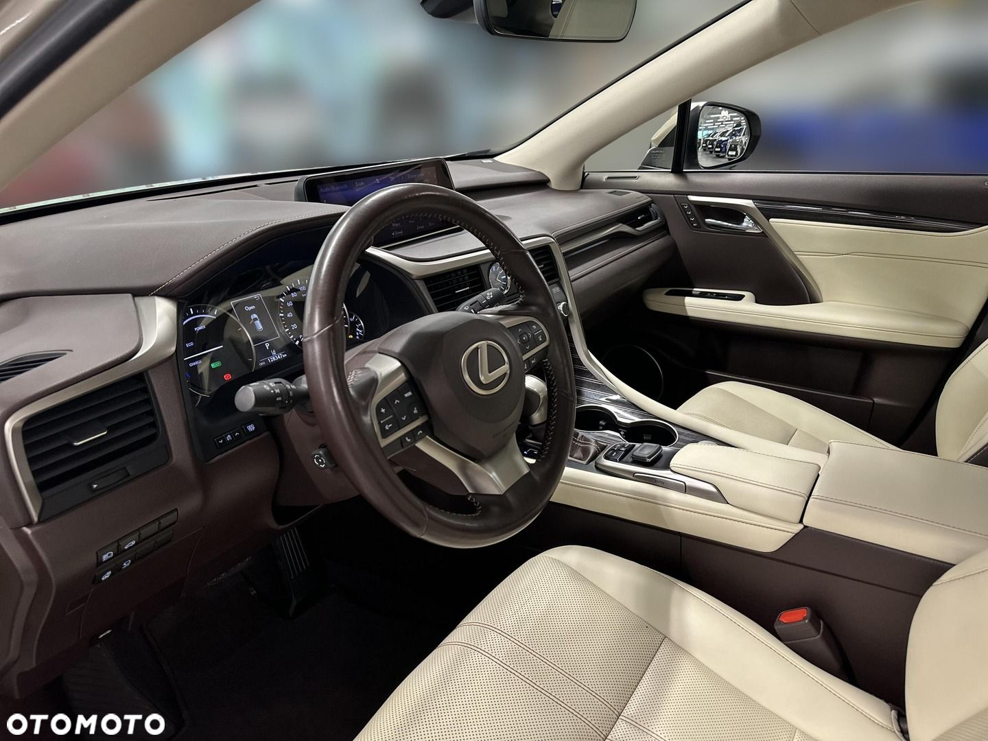Lexus RX - 12