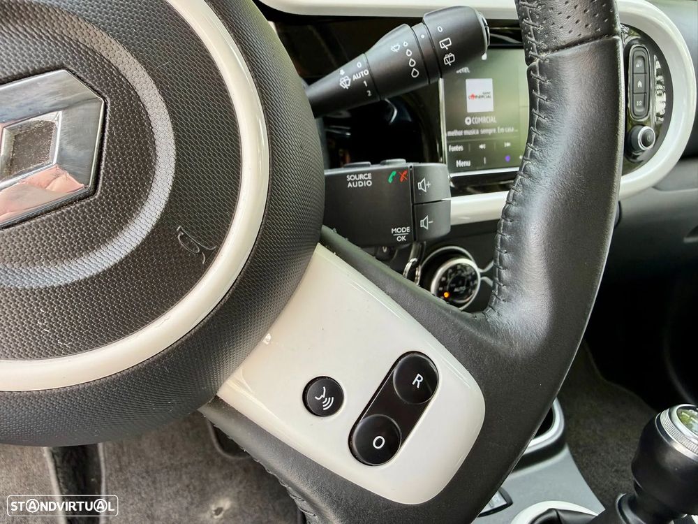 Renault Twingo 1.0 SCe Intens - 23