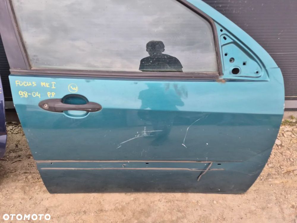 DRZWI / KLAPA BAGAŻNIKA FOCUS MK1 98-04r - 4
