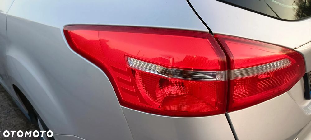 LAMPA LEWY TYL PRAWY TYL FORD FOCUS MK3 KOMBI LIFT - 4