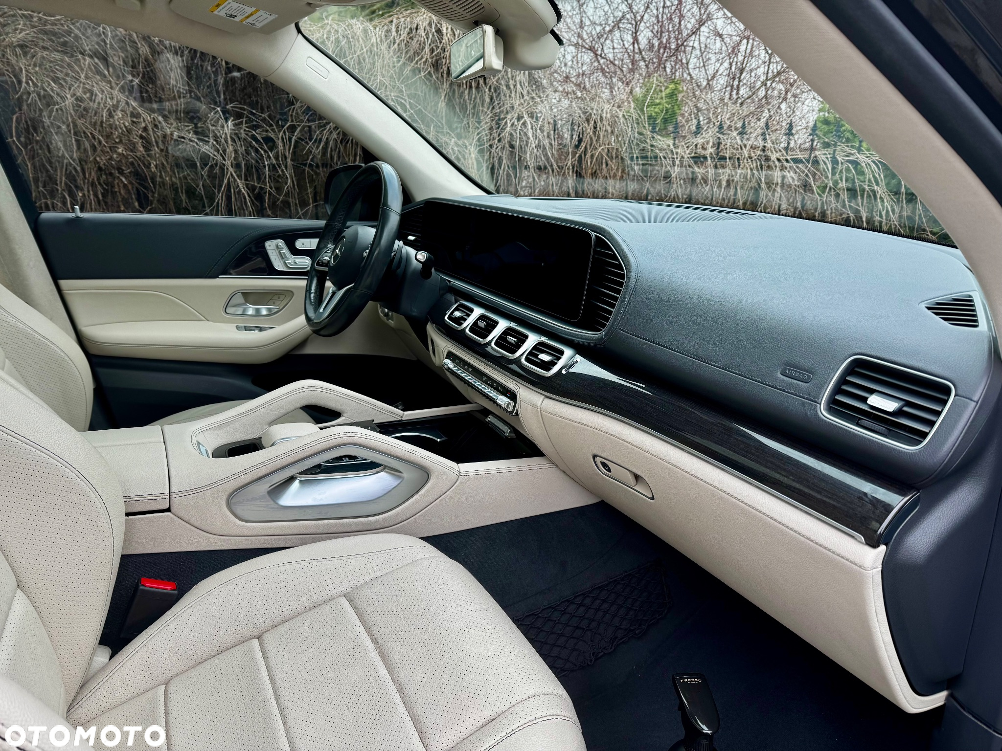 Mercedes-Benz GLE - 17