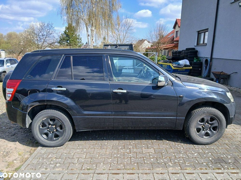 Suzuki Grand Vitara - 16