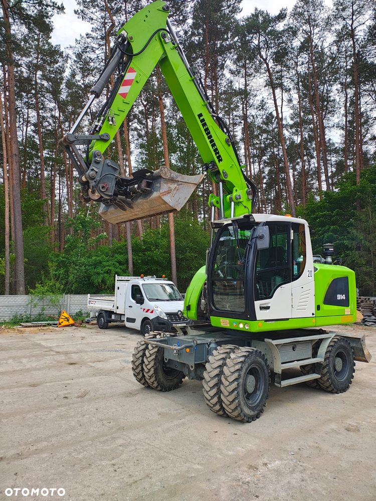 Liebherr A 914 litronic - 3