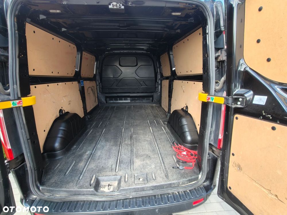 Ford Transit Custom - 8