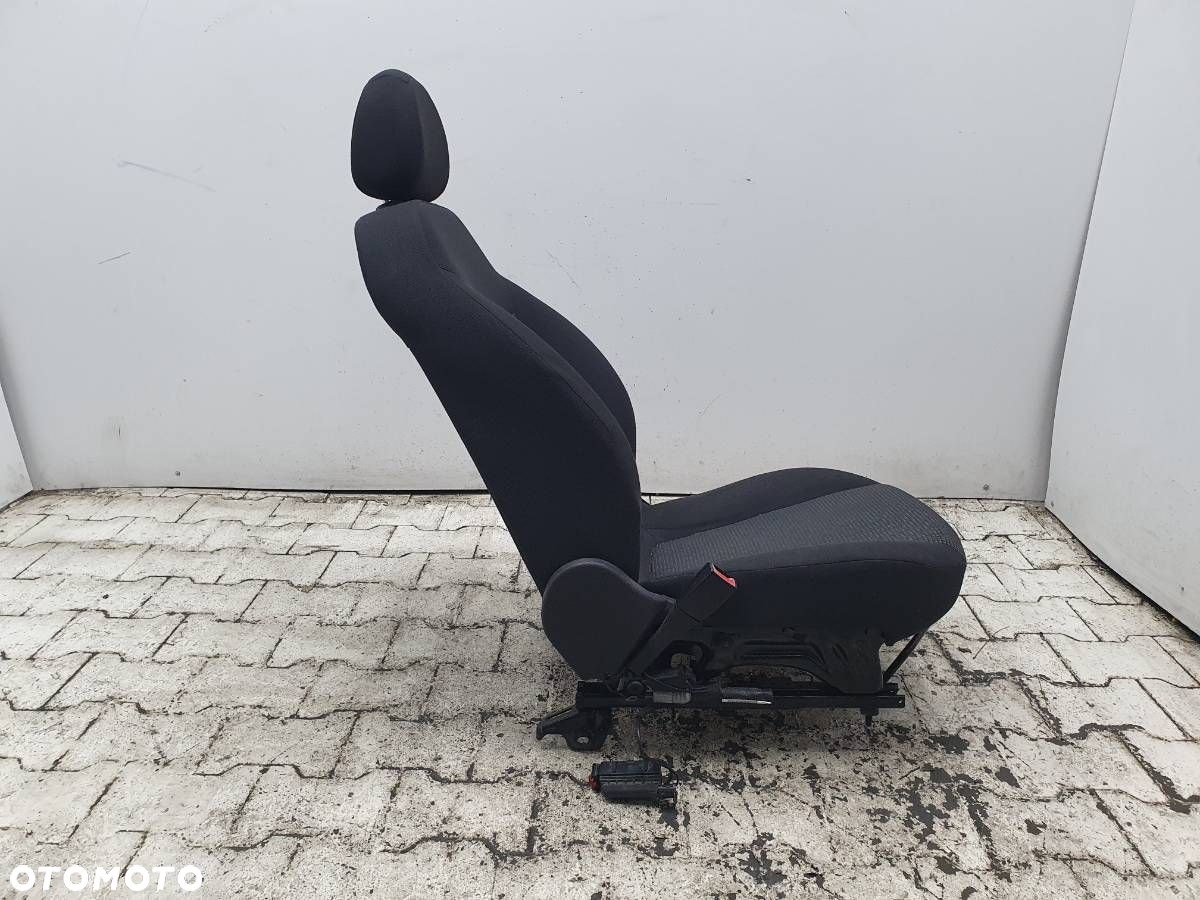 FOTELE KANAPA BOCZKI KOMPLET CORSA D 5 DRZWI EU - 14