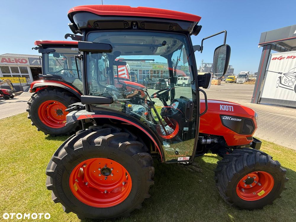 Kioti DK6030C - 4