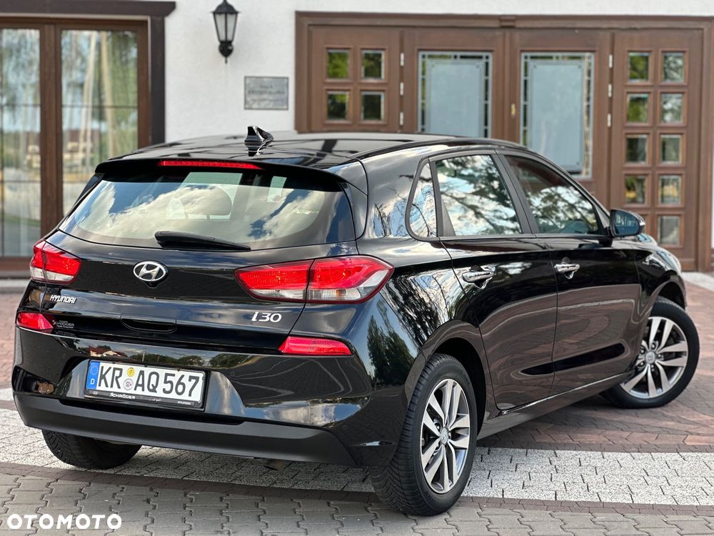 Hyundai i30 1.4 Premium - 16