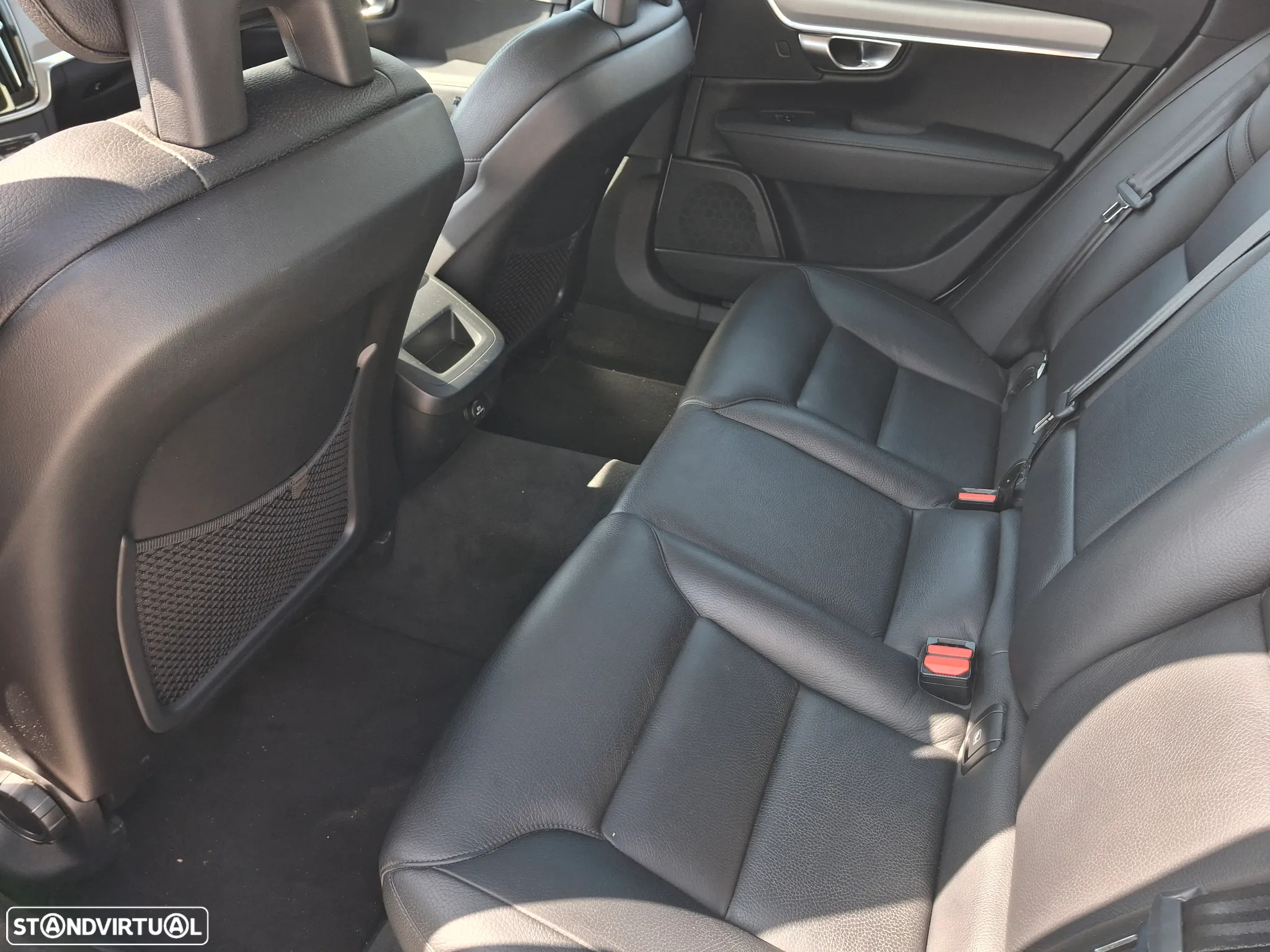 Volvo V90 2.0 D4 Momentum Plus Geartronic - 7