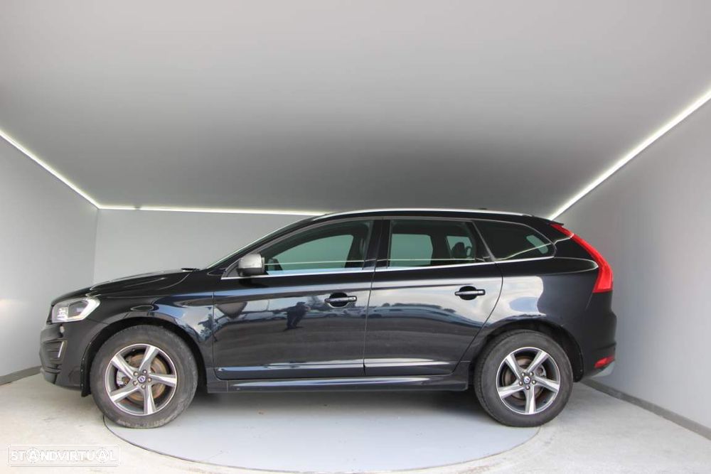 Volvo XC 60 2.0 D4 R-Design 139g Start/Stop - 9