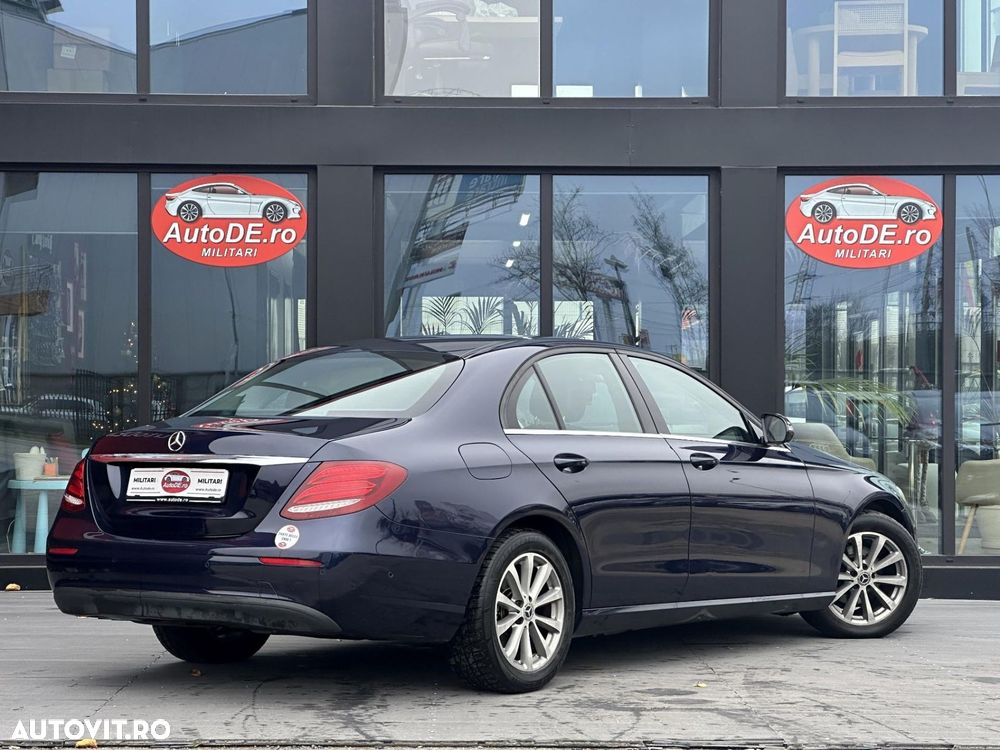 Mercedes-Benz E - 5