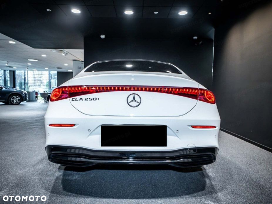 Mercedes-Benz CLA - 8
