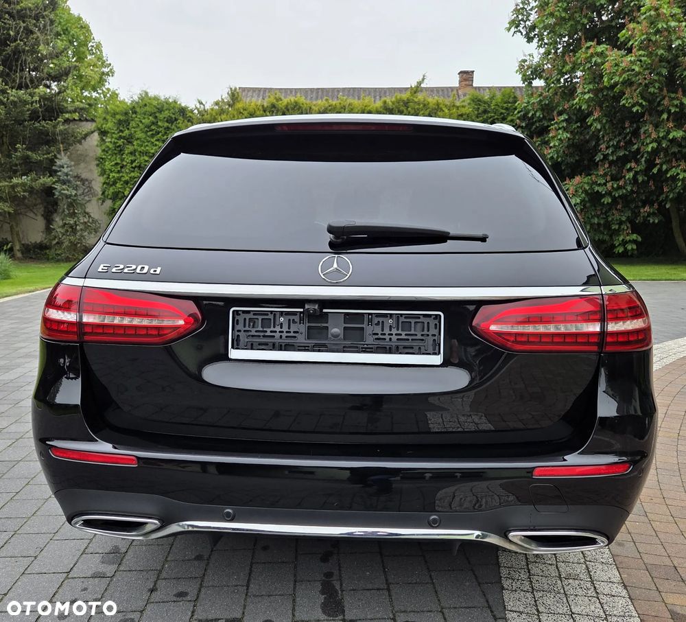 Mercedes-Benz Klasa E 220 d 9G-TRONIC AMG Line - 9