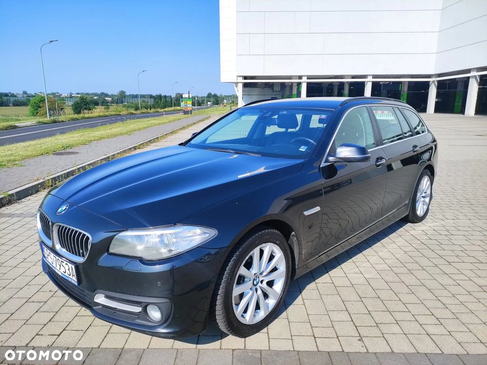 BMW Seria 5 525d xDrive - 4