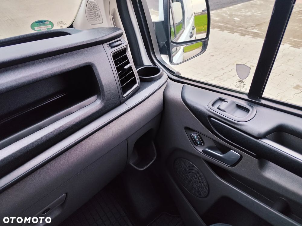 Ford Transit Custom - 19