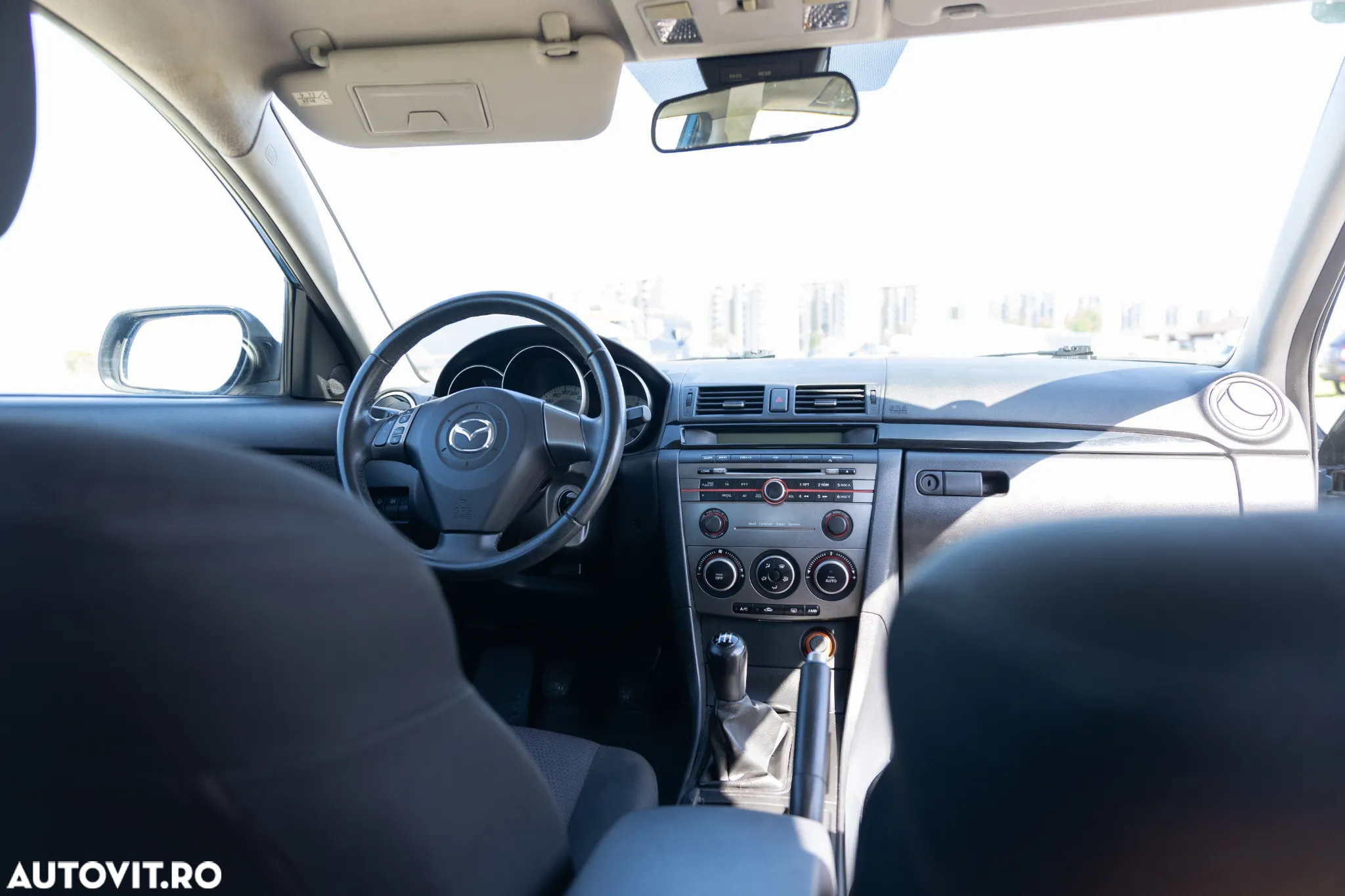 Mazda 3 - 8