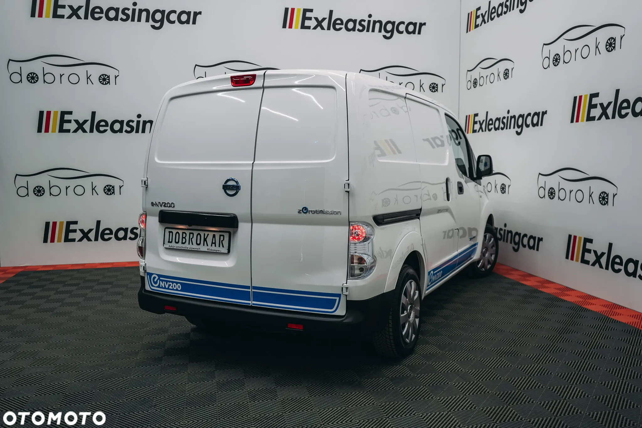 Nissan e-NV200 - 12