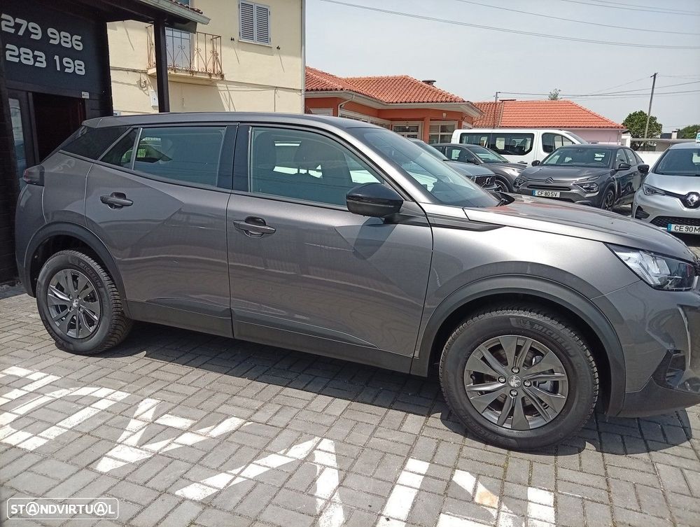 Peugeot 2008 1.2 PureTech Active Pack - 10