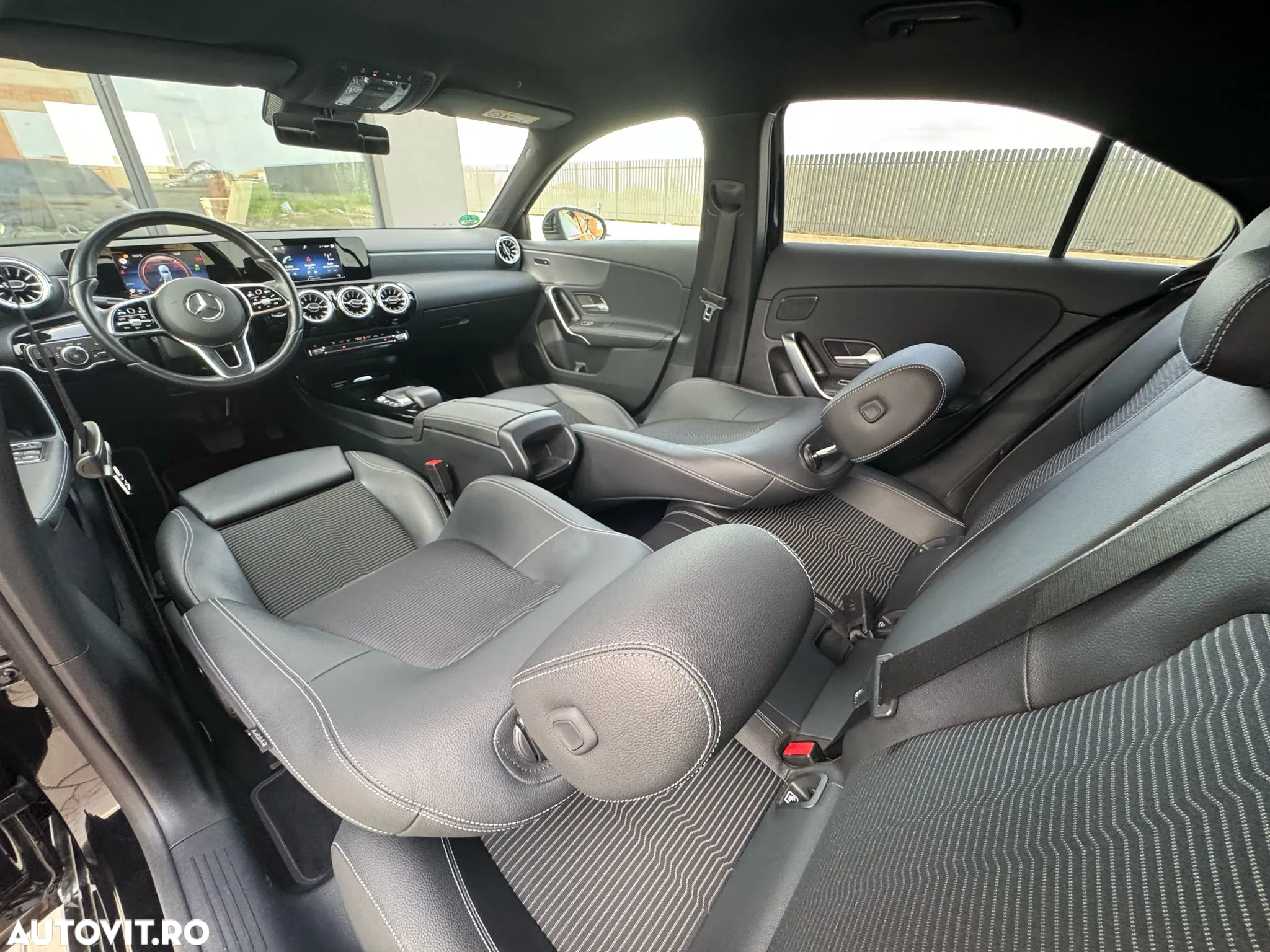 Mercedes-Benz A - 15
