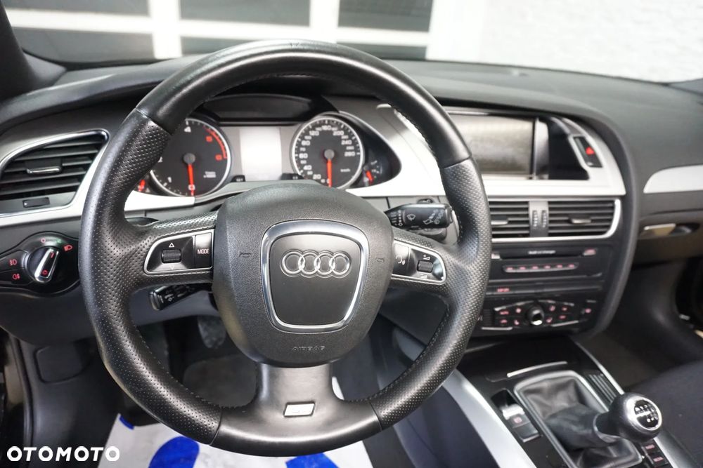 Audi A4 Avant 2.0 TDI DPF S line Sportpaket - 21