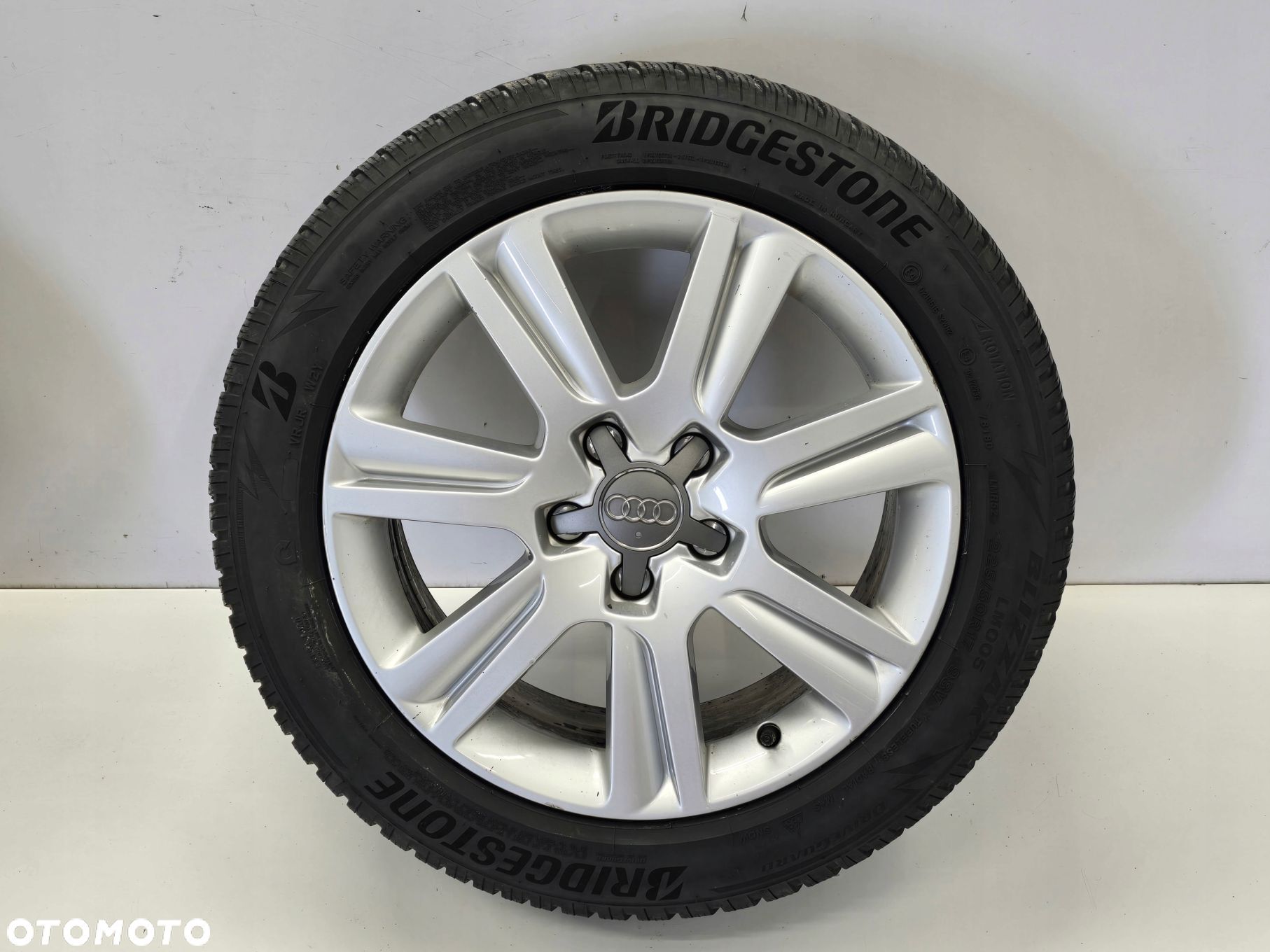 AUDI A4 B8 FELGA ALUMINIOWA 17" 5X112 ET45 8K0601025B - 1