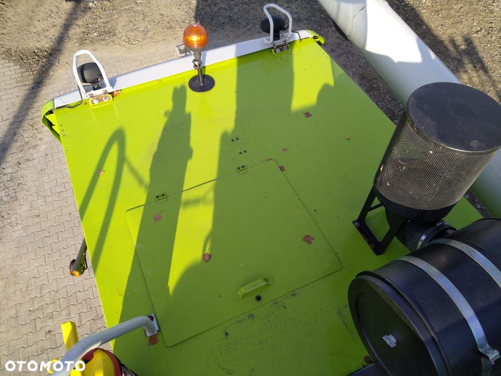 Claas Tucano 450 - 13