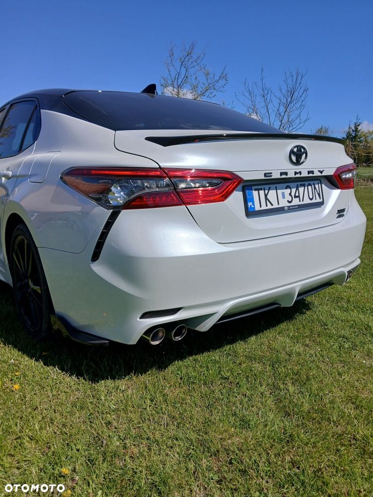Toyota Camry - 7