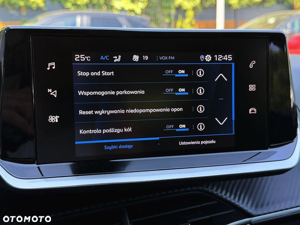 Peugeot 2008 1.5 BlueHDi Allure Pack S&S EAT8 - 27