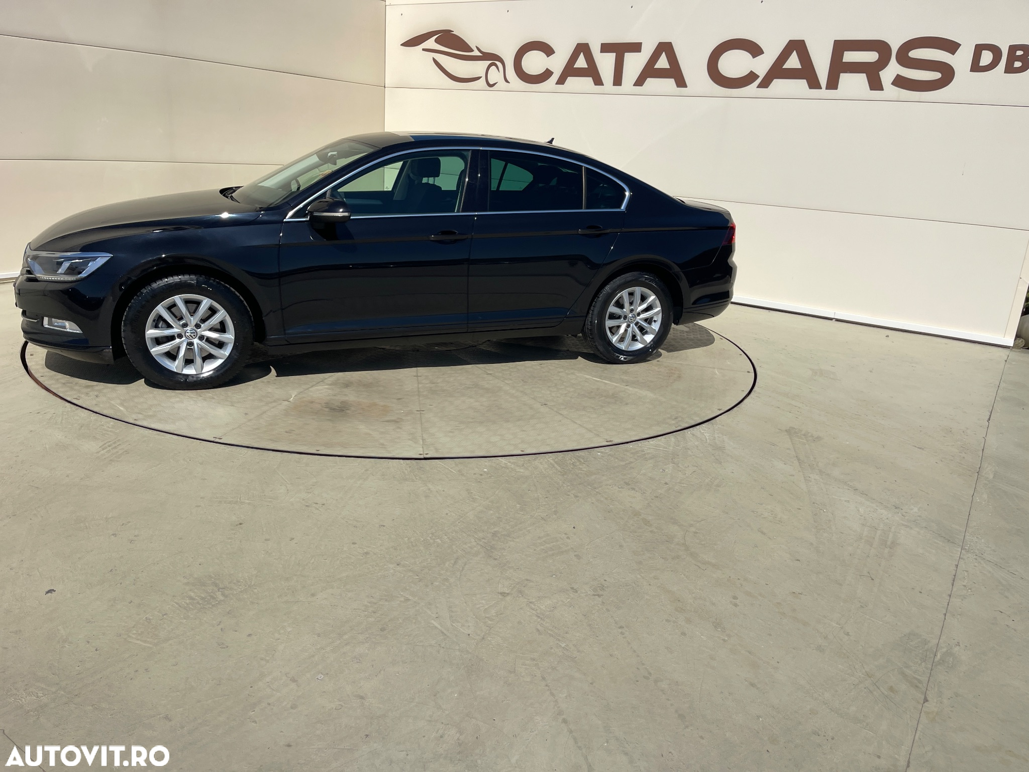 Volkswagen Passat - 6