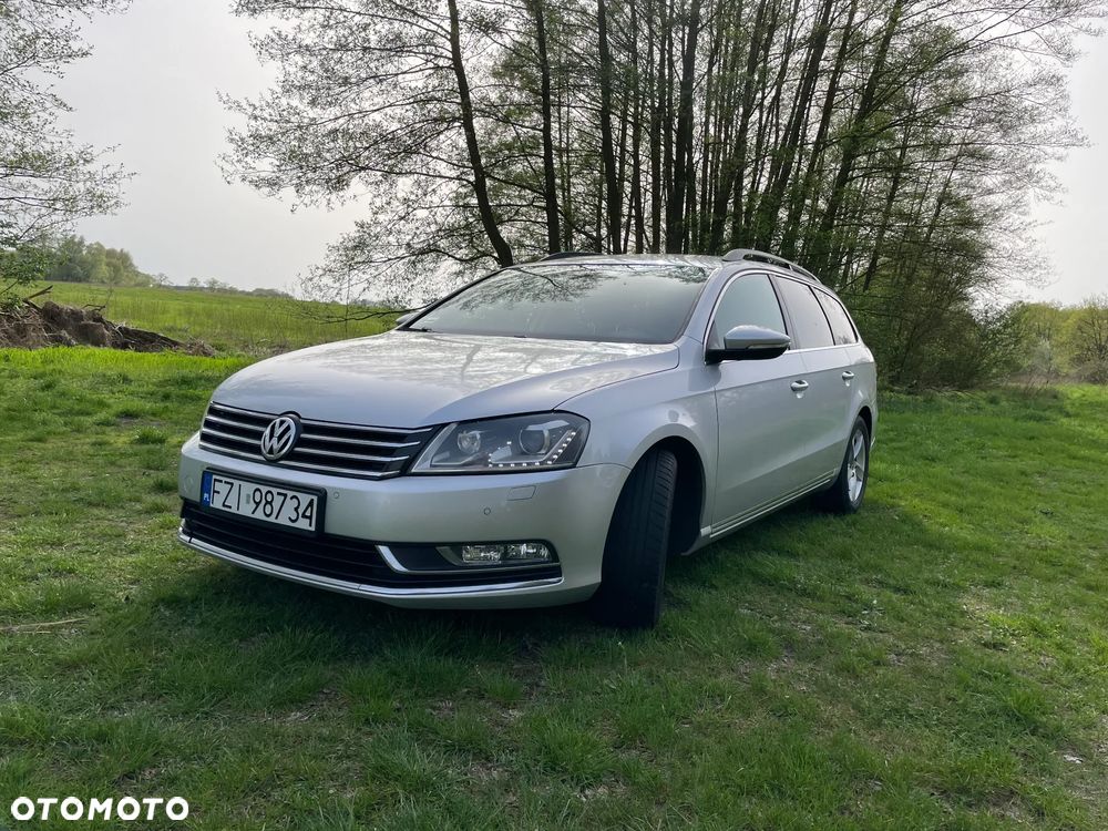 Volkswagen Passat 2.0 TDI DSG Highline - 1