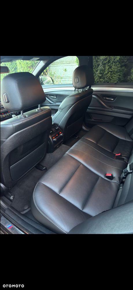 BMW Seria 5 530d xDrive - 16