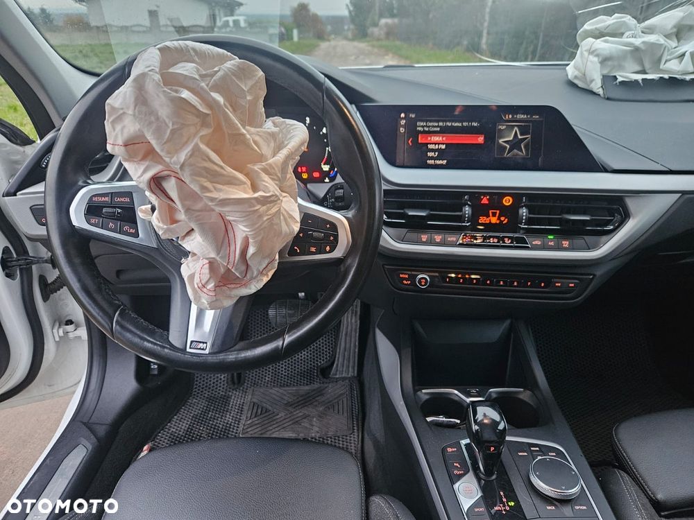 BMW Seria 1 118d - 21