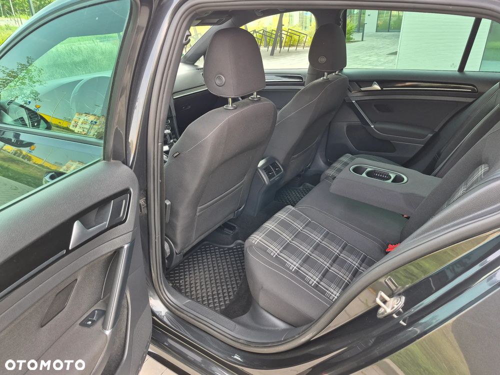 Volkswagen Golf GTD (BlueMotion Technology) - 26