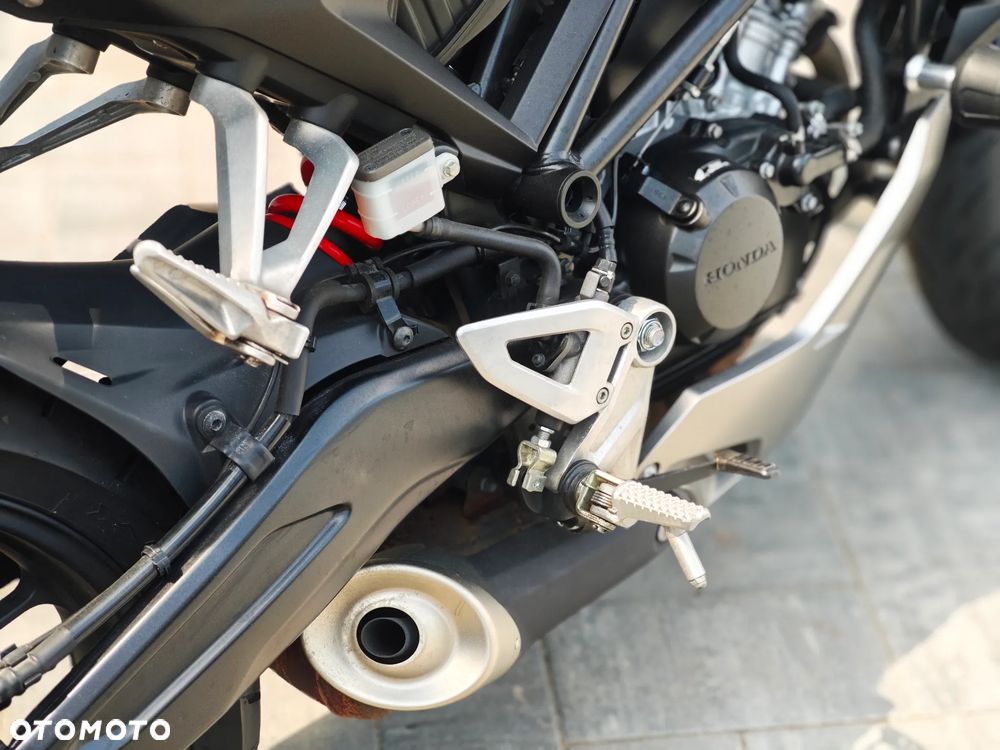 Honda CB - 26