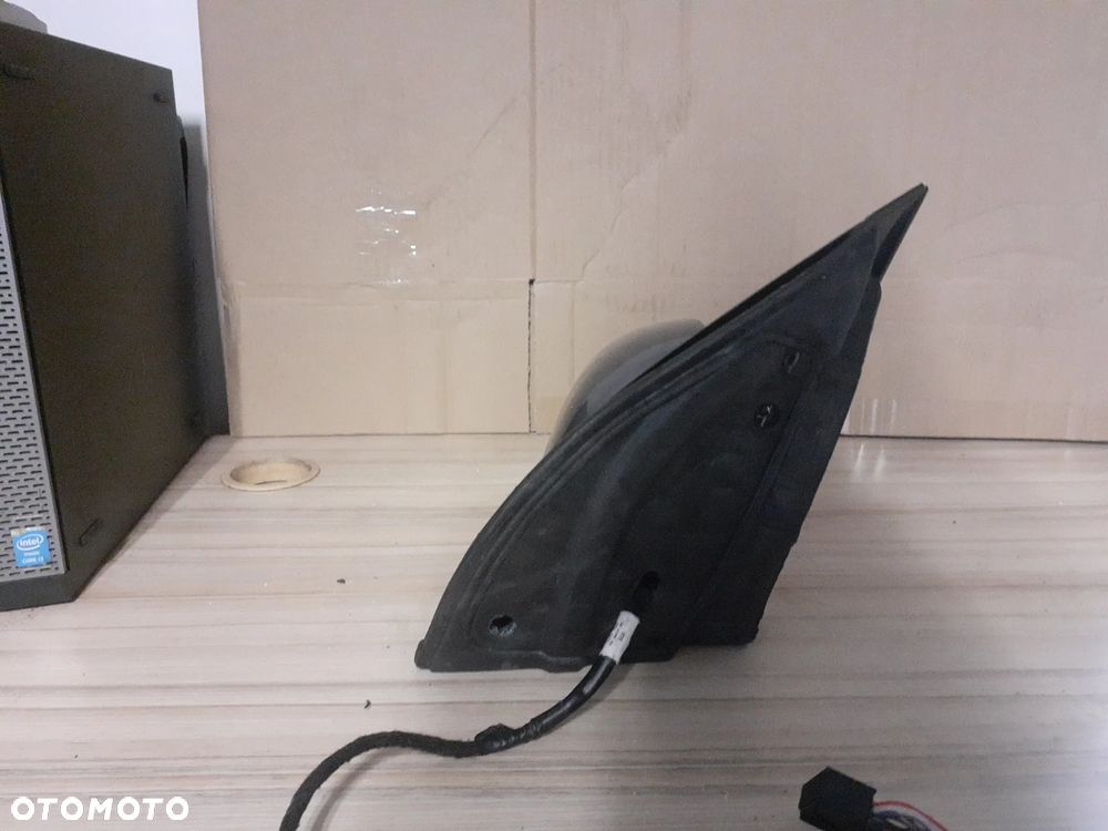 # LUSTERKO PRAWE VOLKSWAGEN GOLF 5 HATCHBACK 7PIN LA7T - 3