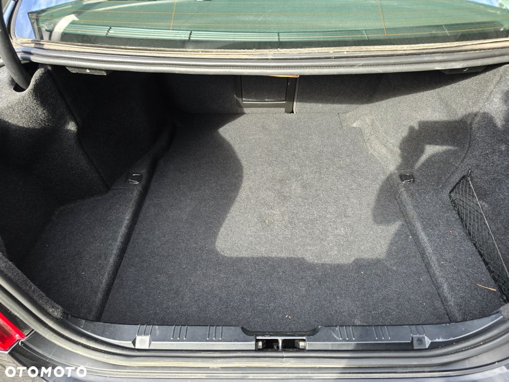 BMW Seria 5 523i - 10