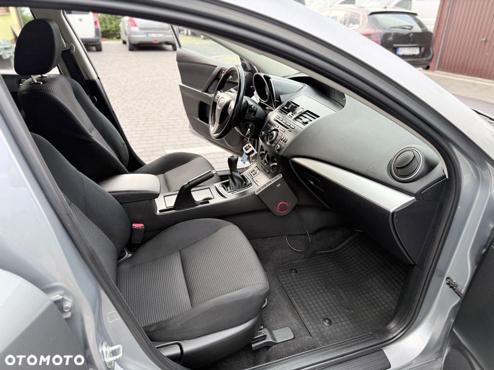 Mazda 3 - 23