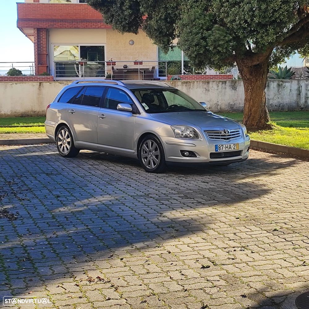 Toyota Avensis SW 2.0 D-4D Sol+GPS - 19