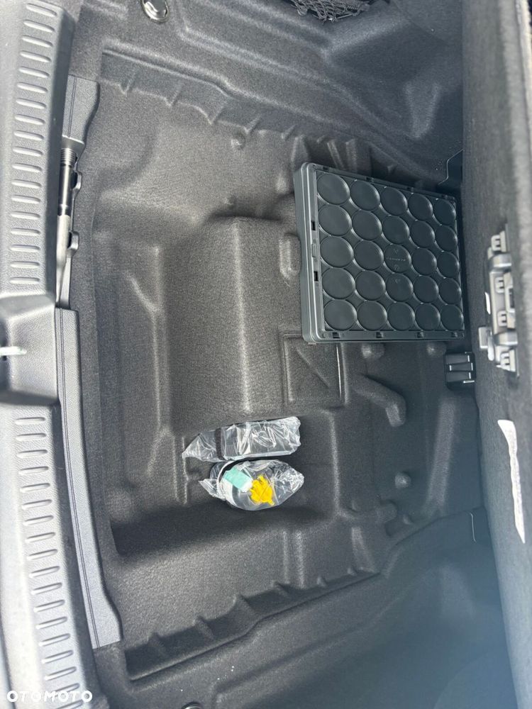 Mercedes-Benz Klasa E - 13